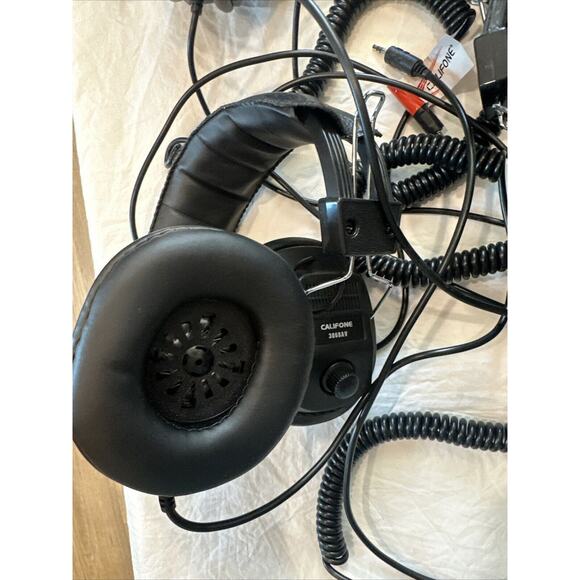 Lot of 4 Califone 3068AV Stereo / Mono Black Headphones 3.5mm Stereo Plug - Picture 9 of 9